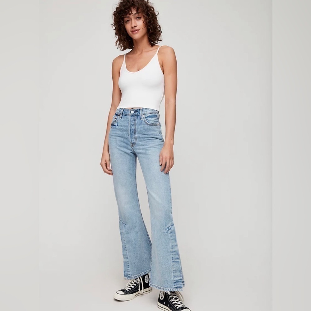 Levi's Ribcage Split Flare Jean